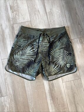 Born Primitive Green and Black Palm Leaf Men's Shorts